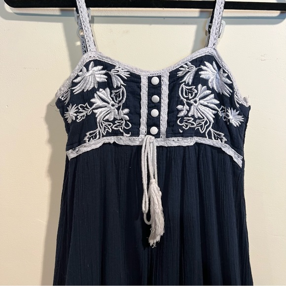 Vintage Boho Blue Empire Waist Maxi Dress w/ White Floral Embroidered Accents - Picture 2 of 9